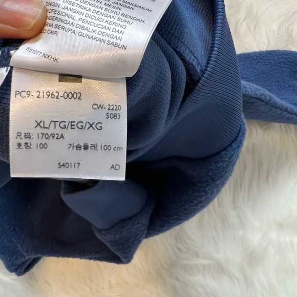 NEW Levi's Meadow Fleece Crewneck Sweatshirt - Picture 7 of 10